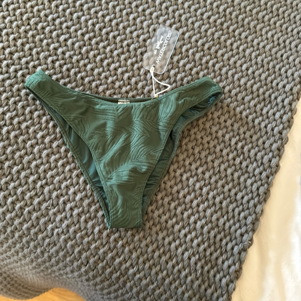 Kenny flowers green bathing suit bottoms